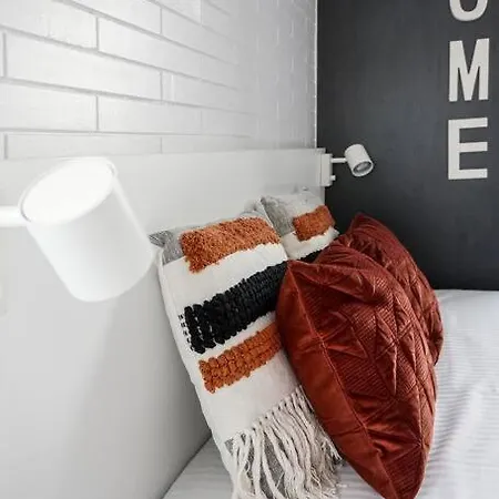 Pop Stylish - Center *